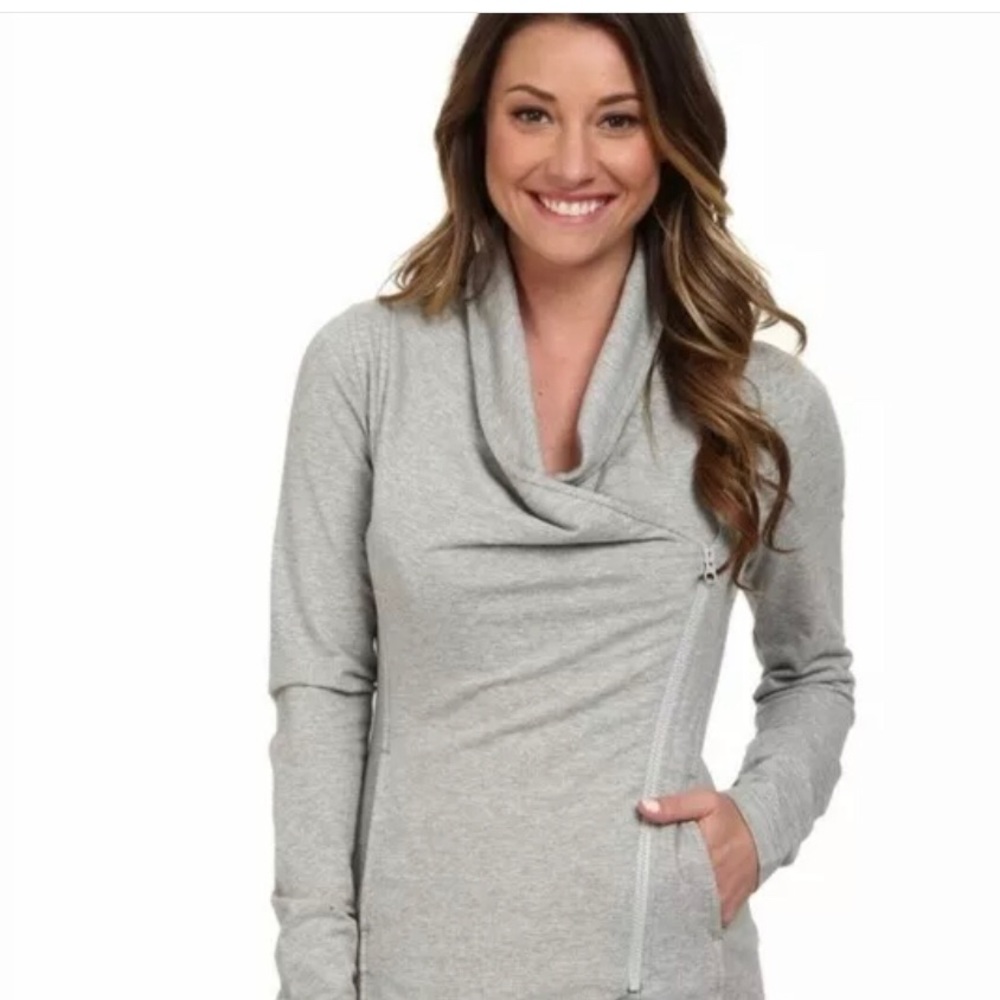 The Northface Sharlet Wrap